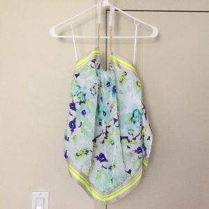 NWT express floral print w bow Excellent condition